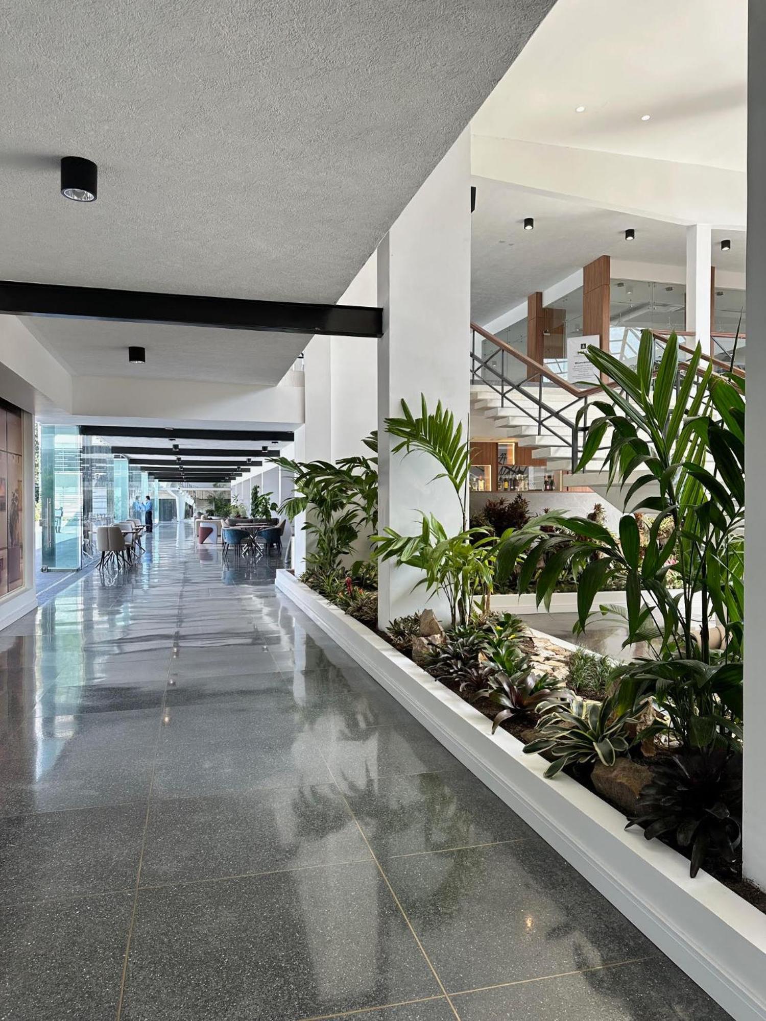 Hotel Eurobuilding Tama San Cristóbal Exterior foto